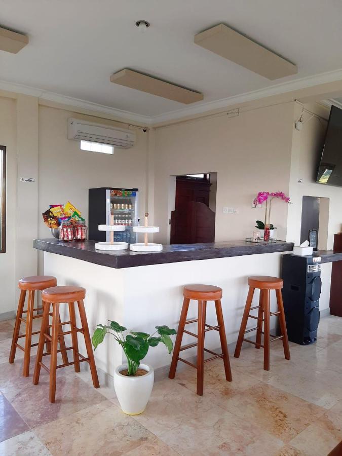 Aparthotel Medewi Manor Airsatang Exterior foto