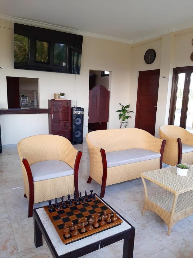 Aparthotel Medewi Manor Airsatang Exterior foto