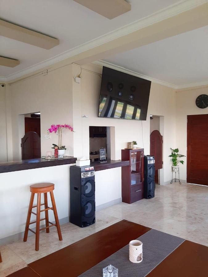 Aparthotel Medewi Manor Airsatang Exterior foto