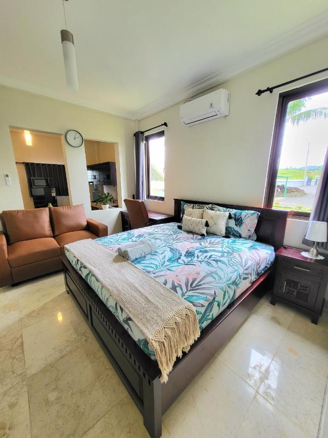 Aparthotel Medewi Manor Airsatang Exterior foto